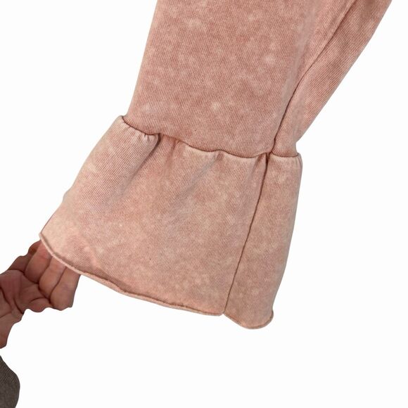 Easel Distressed Acid Wash Ruffle Top Long Sleeve Dusty Rose Pink Size Small - Picture 5 of 10